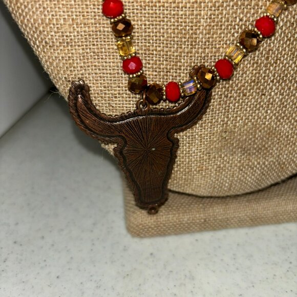 Preowned Handmade Beautiful Southwestern Steer Pendant 32” Necklace - Picture 4 of 6